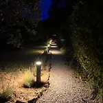 La Fanette De Lure Bed and Breakfast 3*