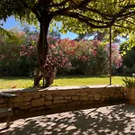 Bed and Breakfast La Fanette De Lure 3*