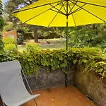 La Fanette De Lure Bed and Breakfast 3*