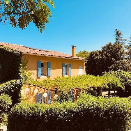 La Fanette De Lure 3*