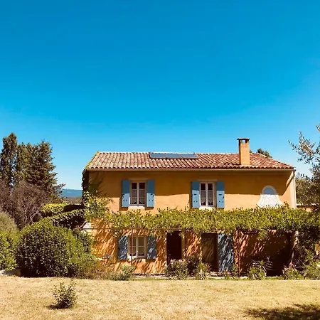 La Fanette De Lure 3*