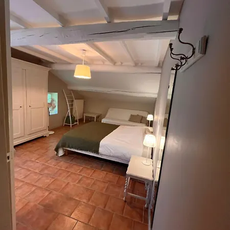 Nocleg ze śniadaniem La Fanette De Lure 3*