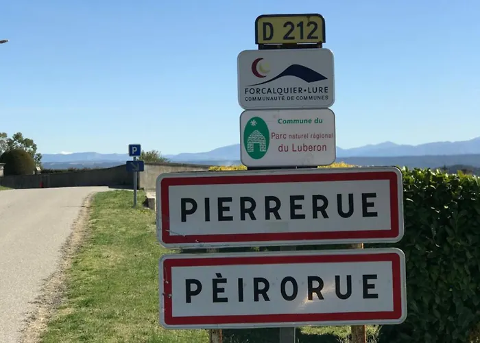 La Fanette De Lure 3* Pierrerue (Alpes-de-Haute-Provence)