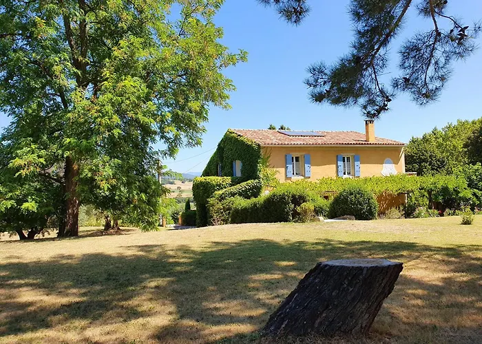 Bed & Breakfast La Fanette De Lure 3*