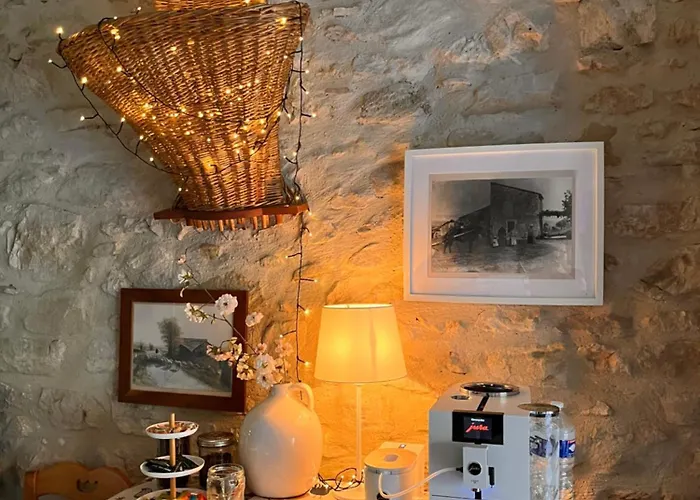 Bed & Breakfast La Fanette De Lure