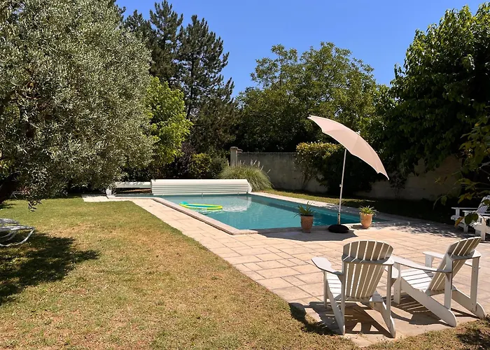 La Fanette De Lure Bed & Breakfast 3*